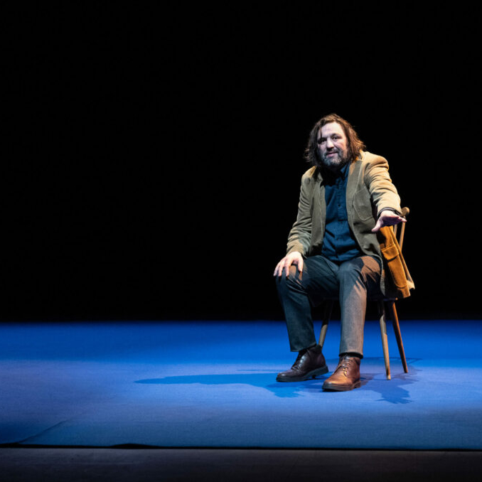 Gaëtan Lejeune, seul en scène