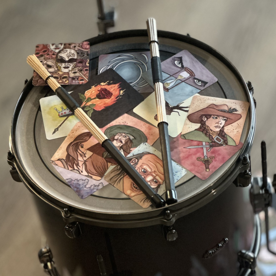 cartes à jouer sur un tambour